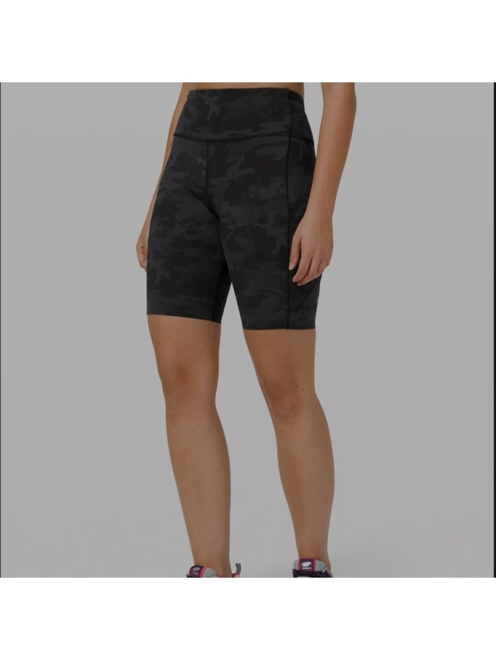 Lululemon Fast and Free High-Rise Short 10" Black Camo 4